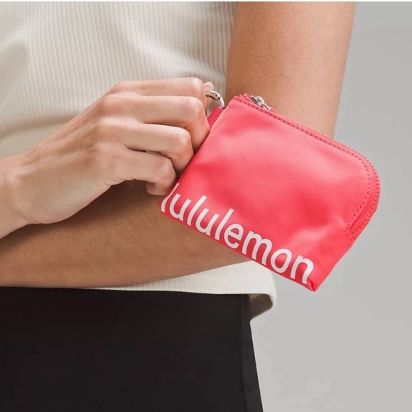 lululemon athletica Handbags - New LULULEMON CLIPPABLE CARD POUCH Pink Punch/White OS